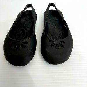 Crocs Women’s Black Taylor Slingback Flat Slip On Comfort Shoes